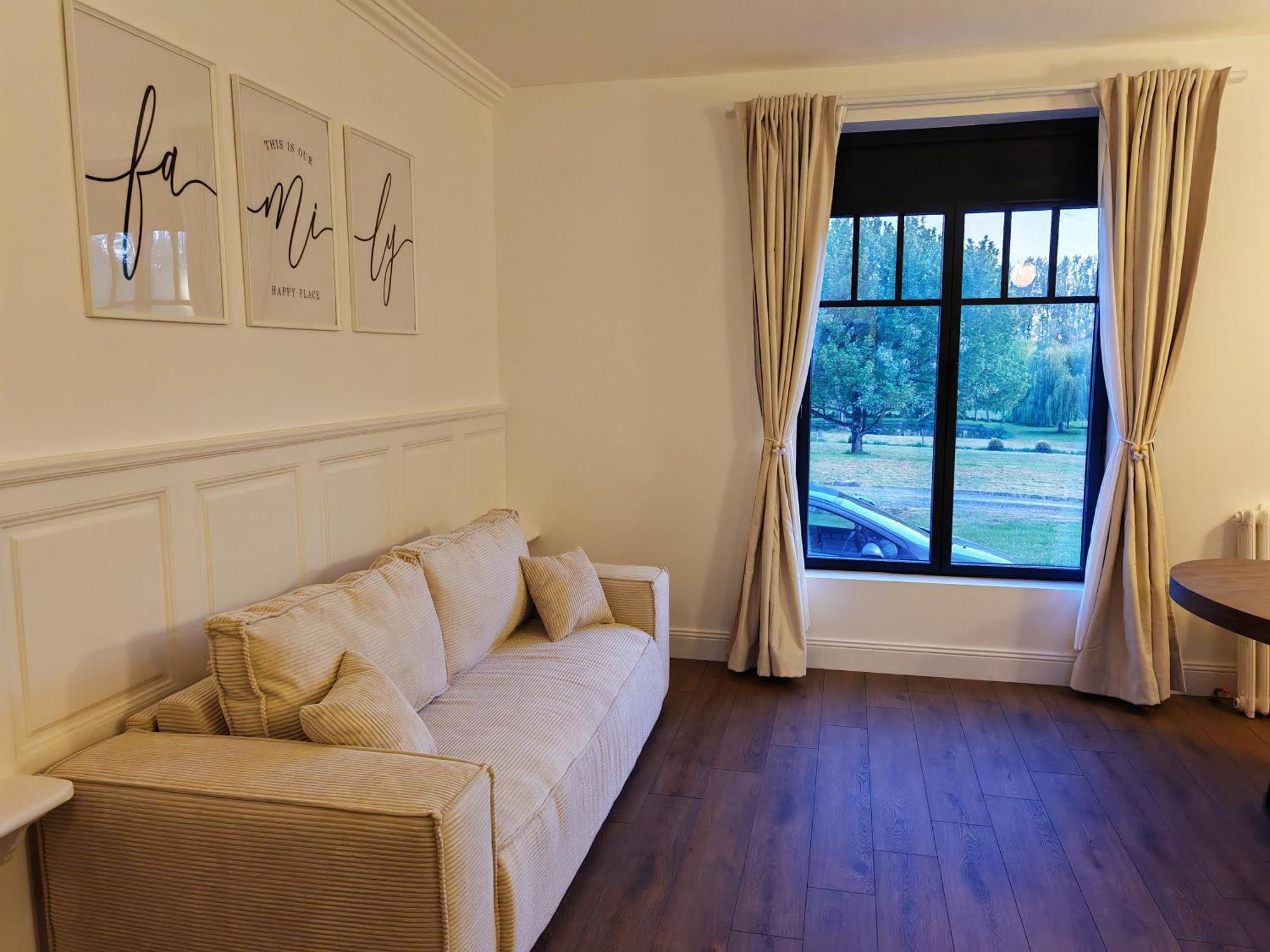 Domaine De L'Isle Maniere Apartment Saint-Quentin-sur-le-Homme Bagian luar foto
